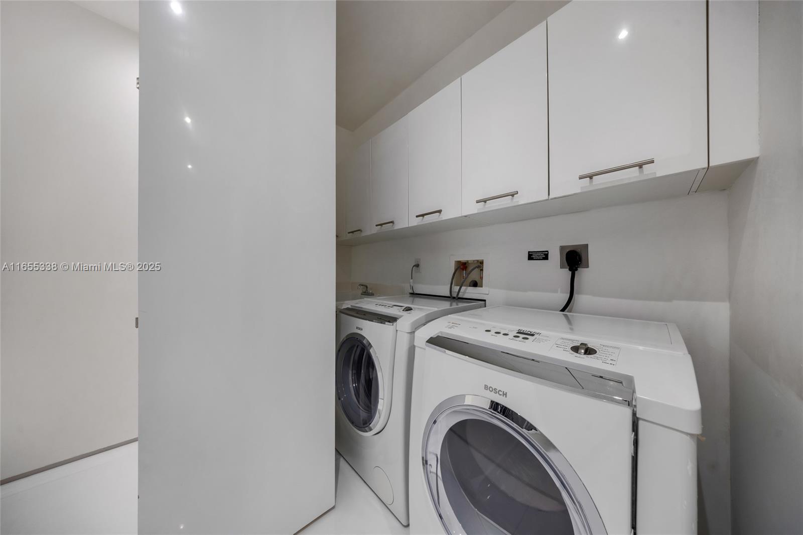900 Brickell Key Blvd #2603, Miami FL 33131
