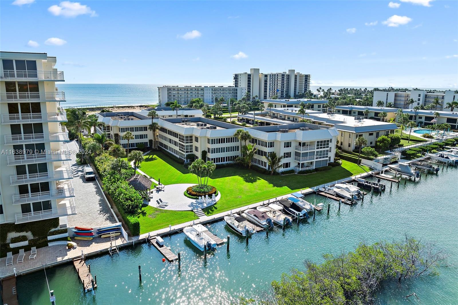 325 Beach Rd #301, Tequesta, Florida image 36