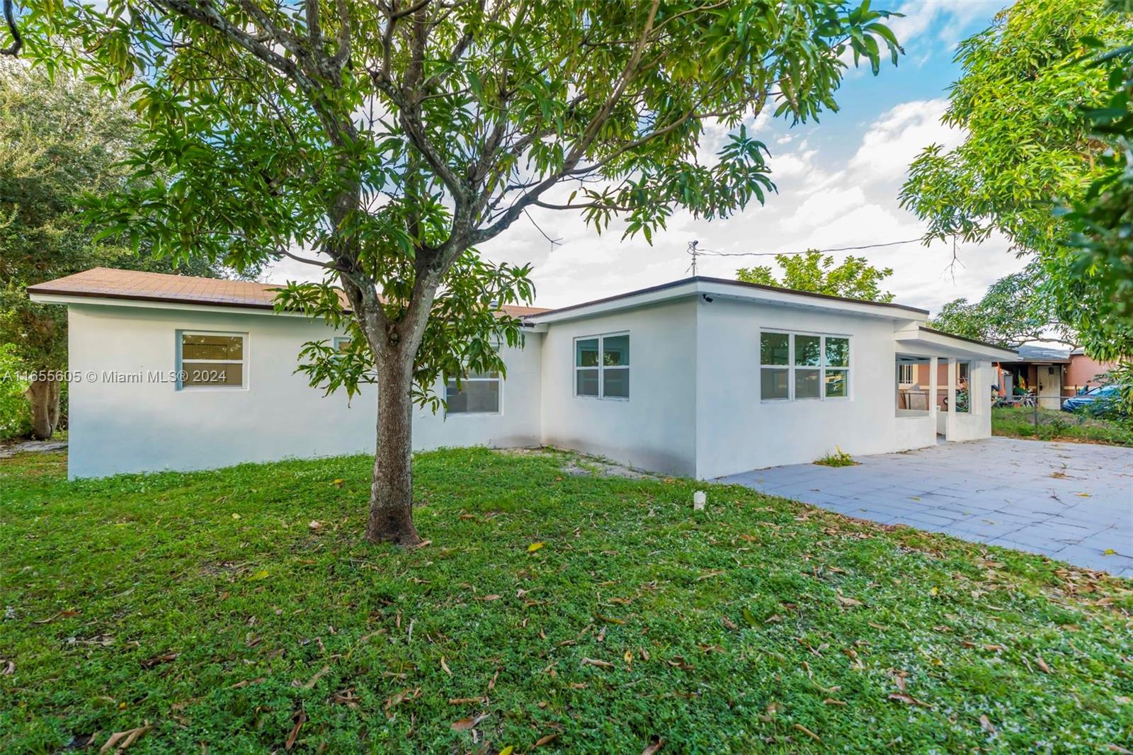 3340 NW 211th St, Miami Gardens, Florida image 38