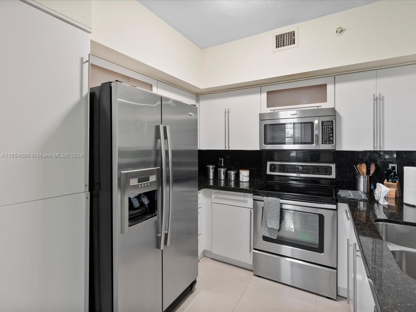 19555 E Country Club Dr #8105, Aventura FL 33180