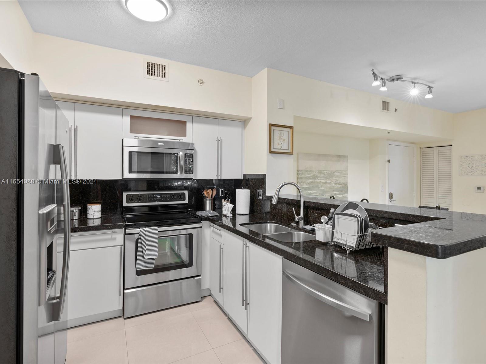 19555 E Country Club Dr #8105, Aventura FL 33180