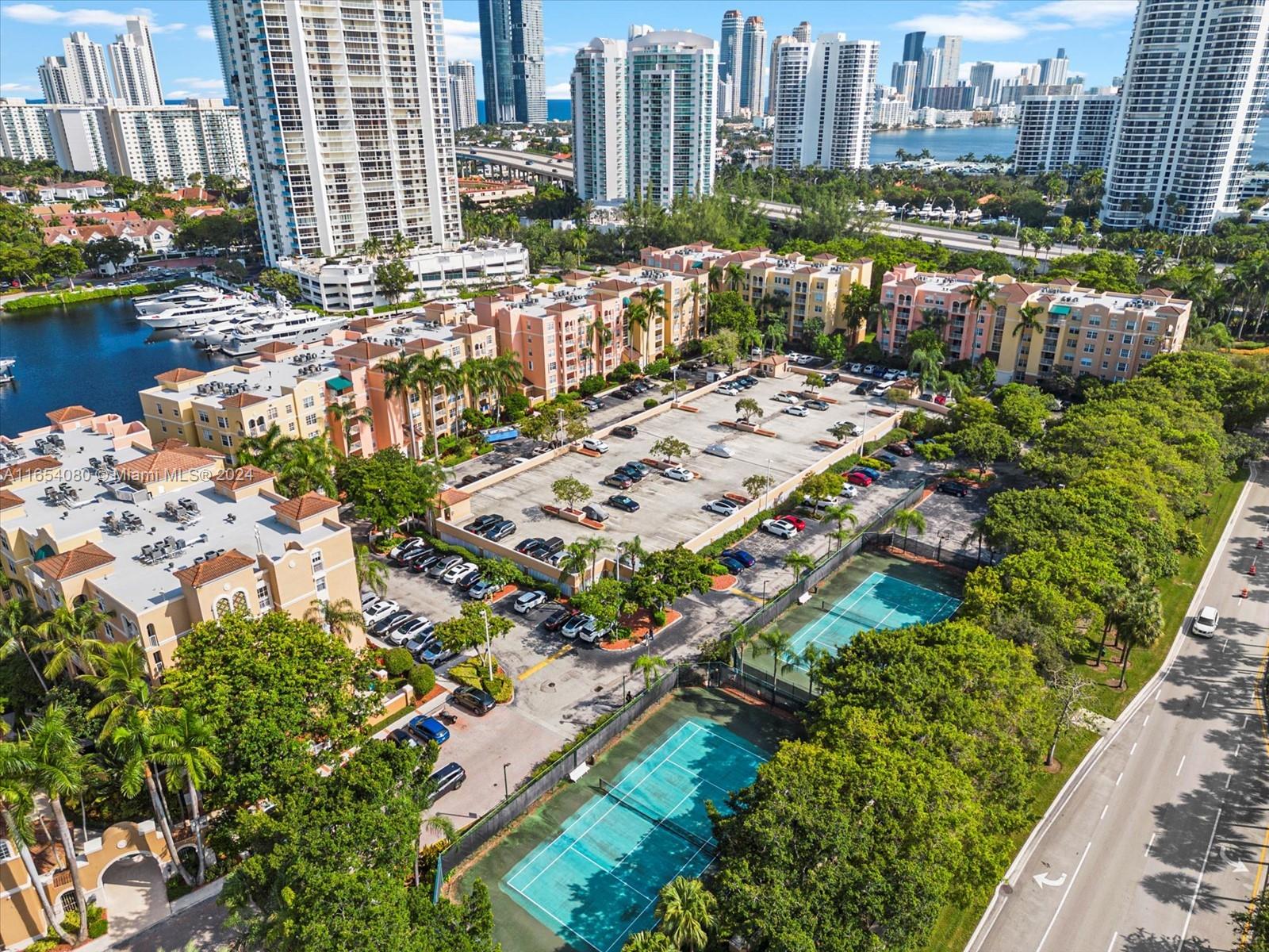 19555 E Country Club Dr #8105, Aventura FL 33180