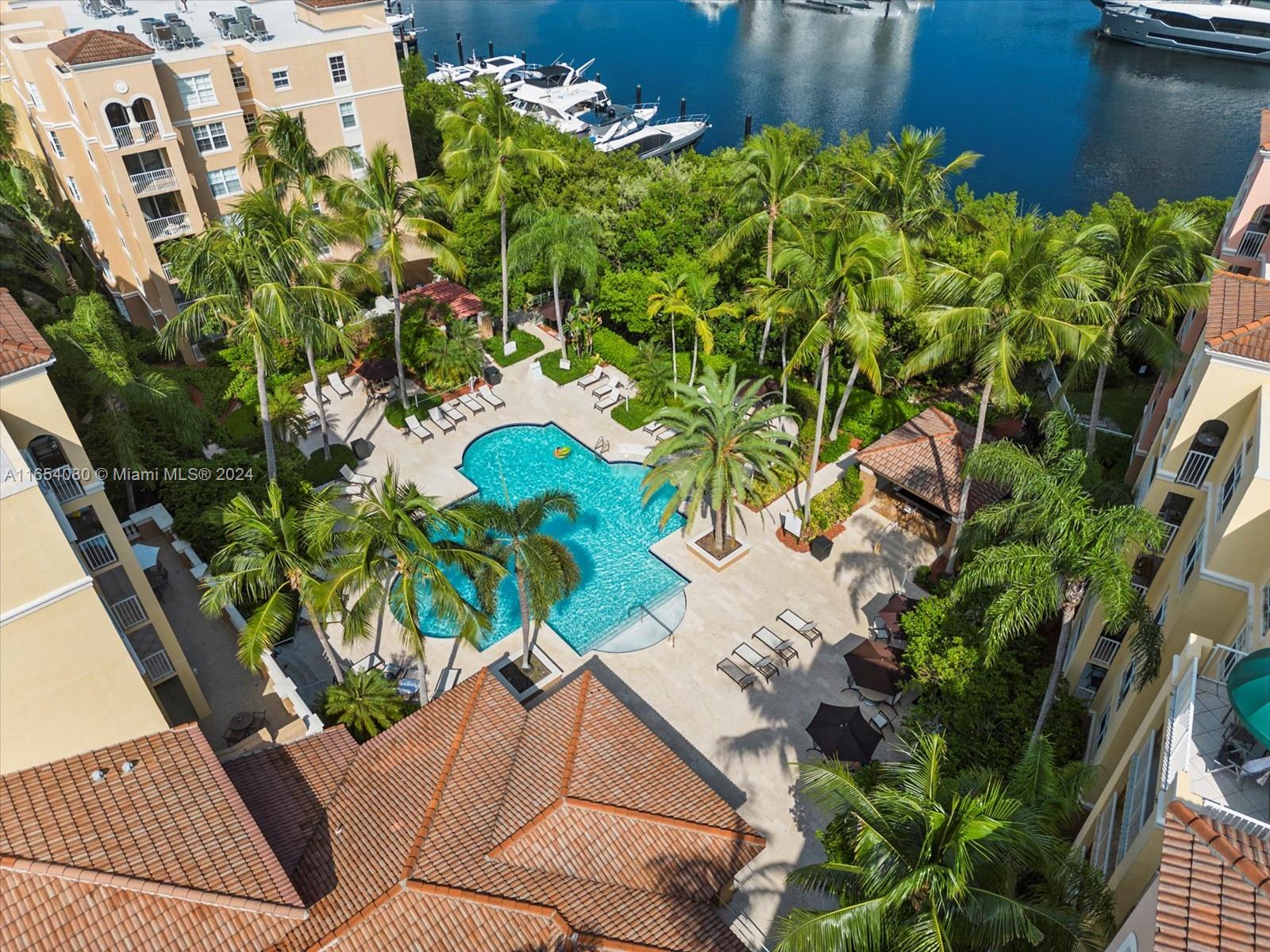 19555 E Country Club Dr #8105, Aventura FL 33180
