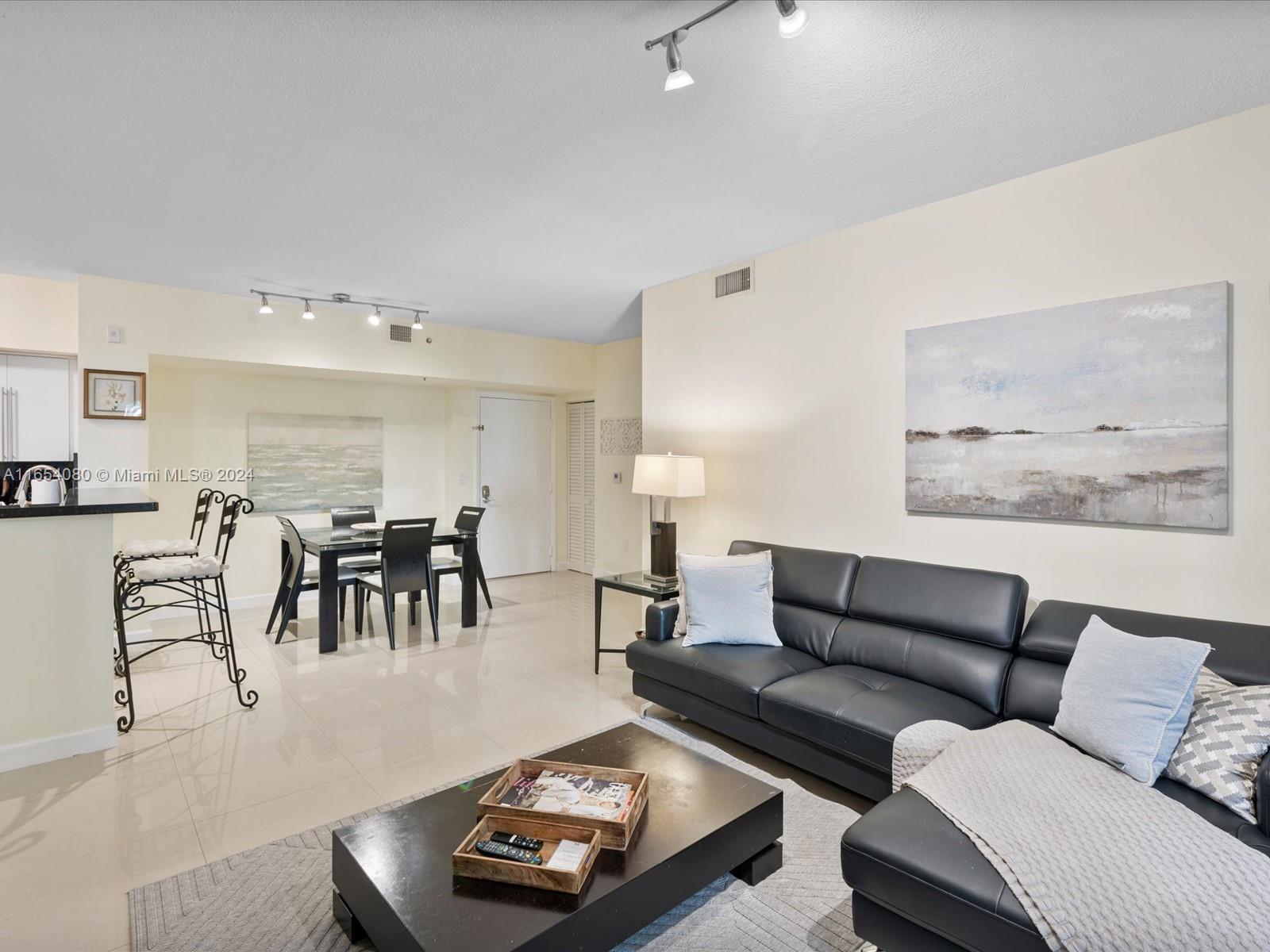 19555 E Country Club Dr #8105, Aventura FL 33180