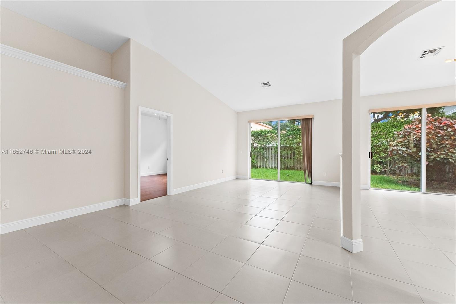 7862 NW 62nd Ter, Parkland, Florida image 12