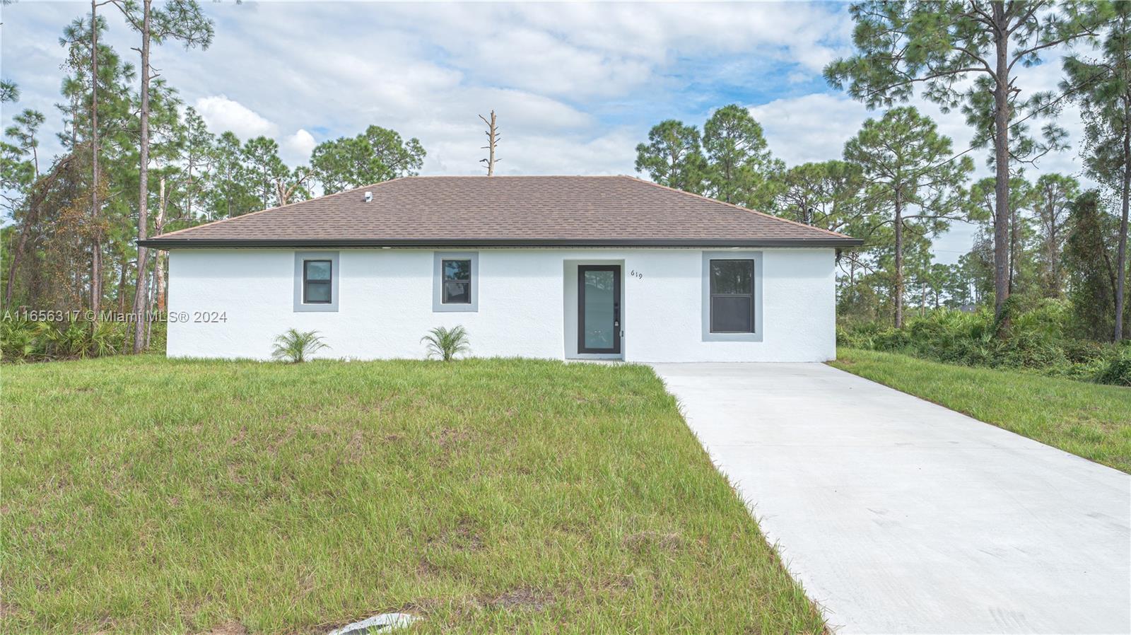 619 Summit Ave S, Lehigh Acres, Florida image 4