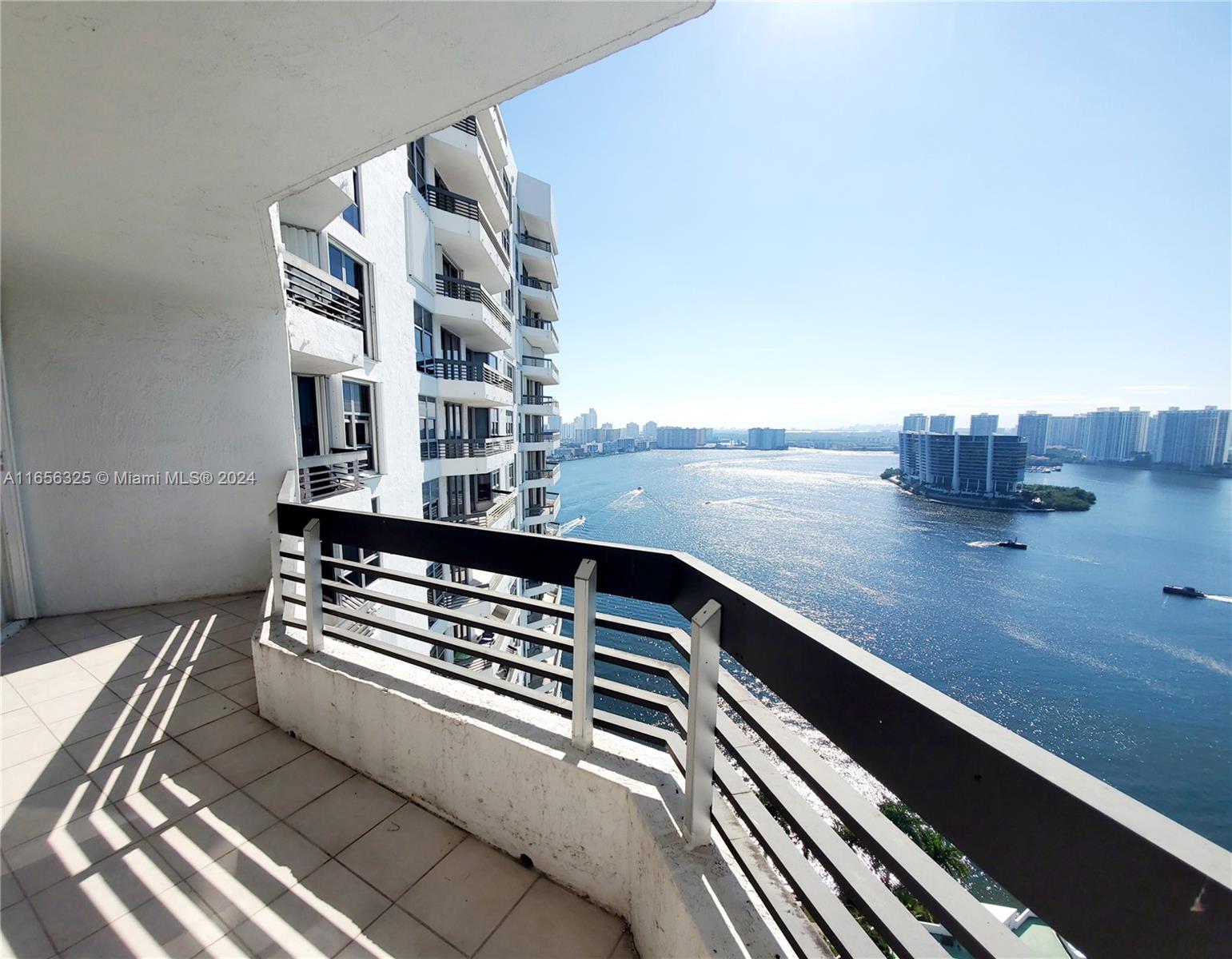 19101 Mystic Pointe Dr #2604, Aventura, Florida image 3