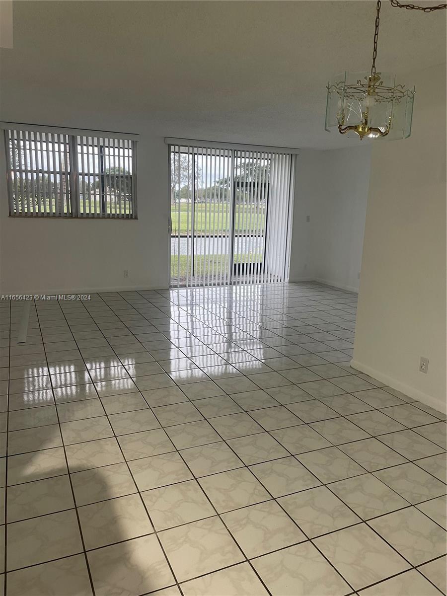 3100 W Rolling Hills Cir #108, Davie, Florida image 15