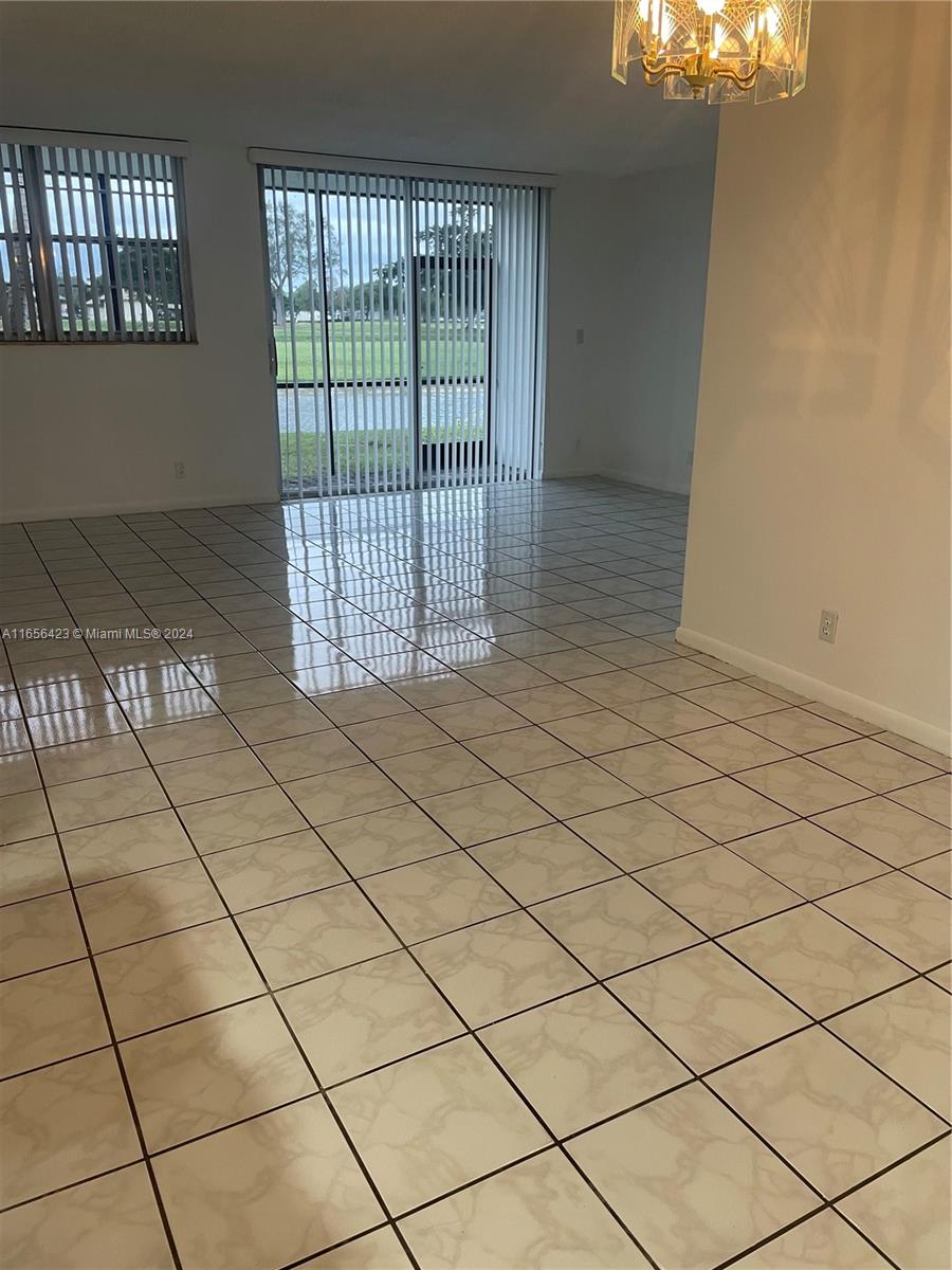 3100 W Rolling Hills Cir #108, Davie, Florida image 22