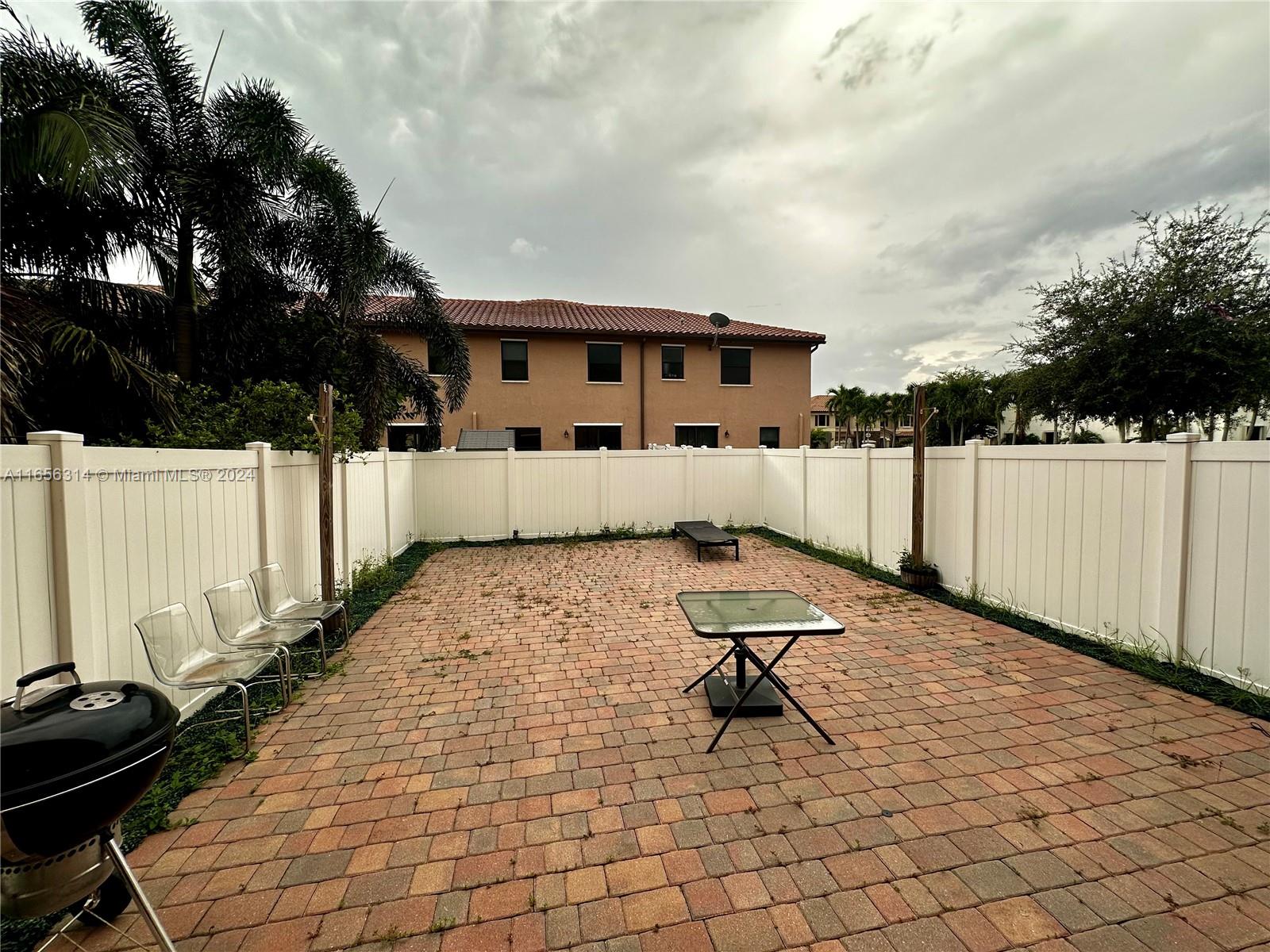 3356 W 90th Ter #3356, Hialeah, Florida image 10