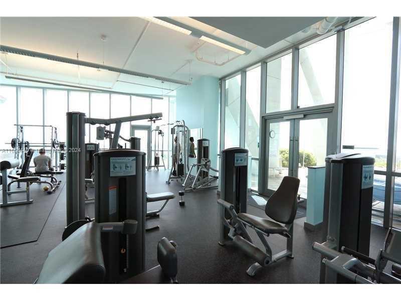888 Biscayne Blvd #4107, Miami FL 33132