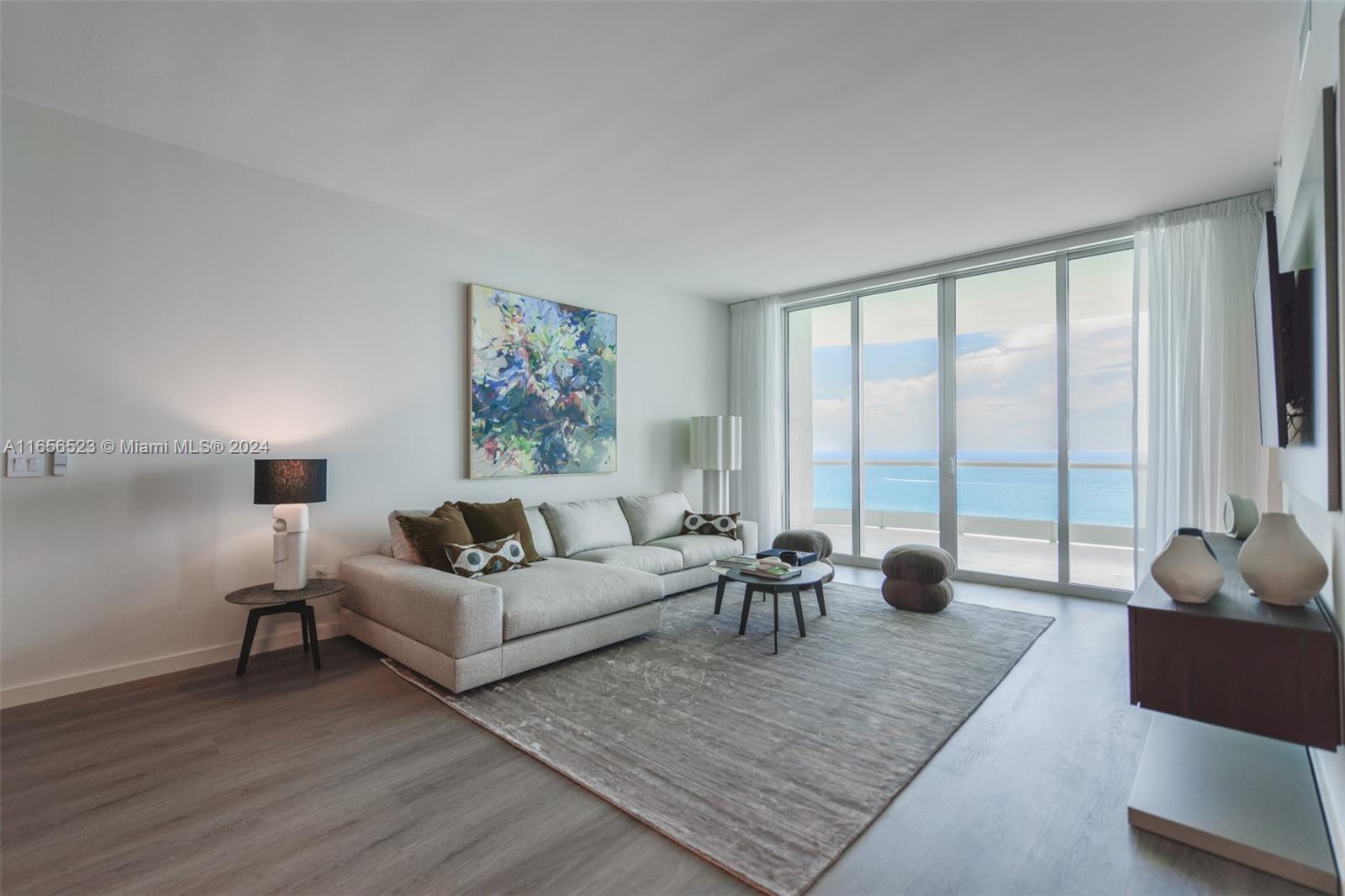 Condo for Sale in Sunny Isles Beach, FL