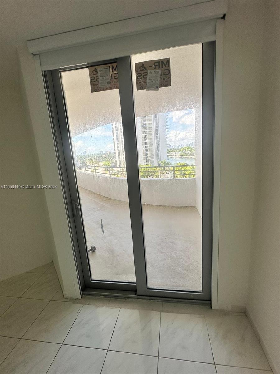 5555 Collins Ave #8Z, Miami Beach, Florida image 18