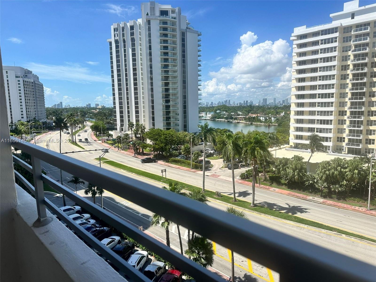 5555 Collins Ave #8Z, Miami Beach, Florida image 2