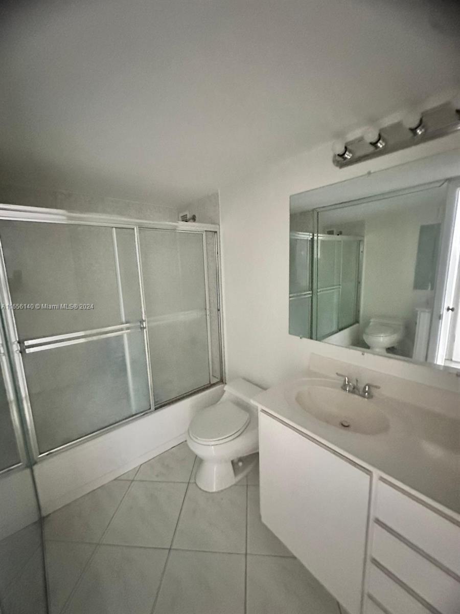 5555 Collins Ave #8Z, Miami Beach, Florida image 24