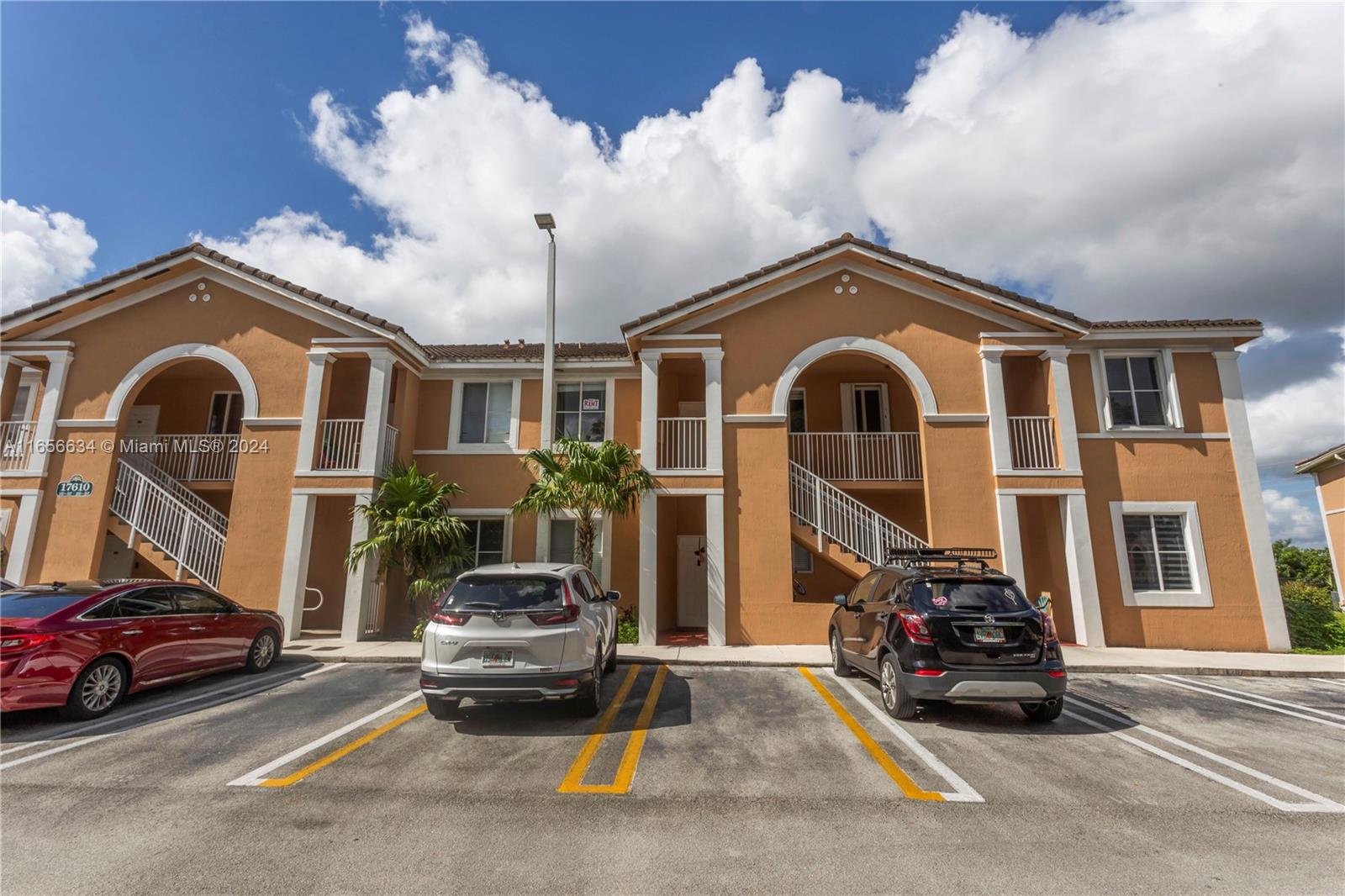 17610 NW 73rd Ave #206-5, Hialeah, Florida image 2