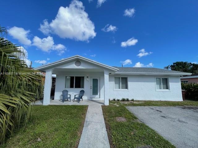 871 SE 3rd Place, Hialeah, Florida image 1