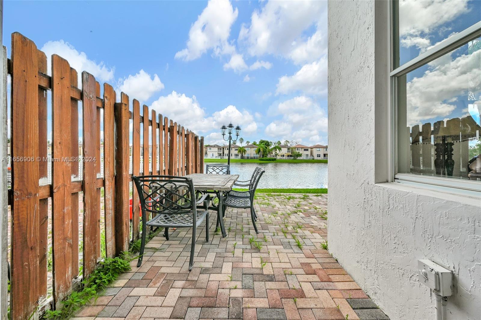 Residential, Doral, Florida image 13