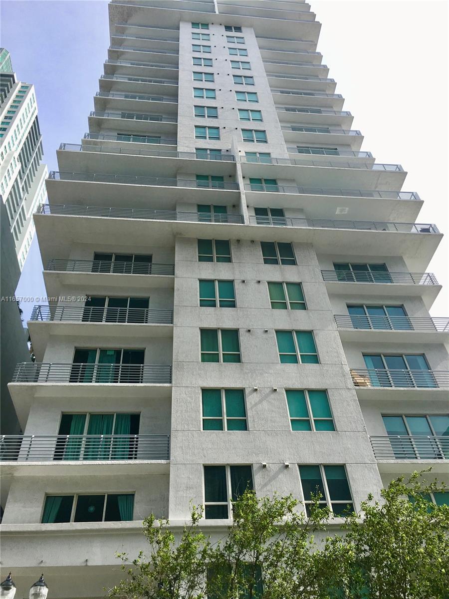 234 NE 3rd St #204, Miami FL 33132