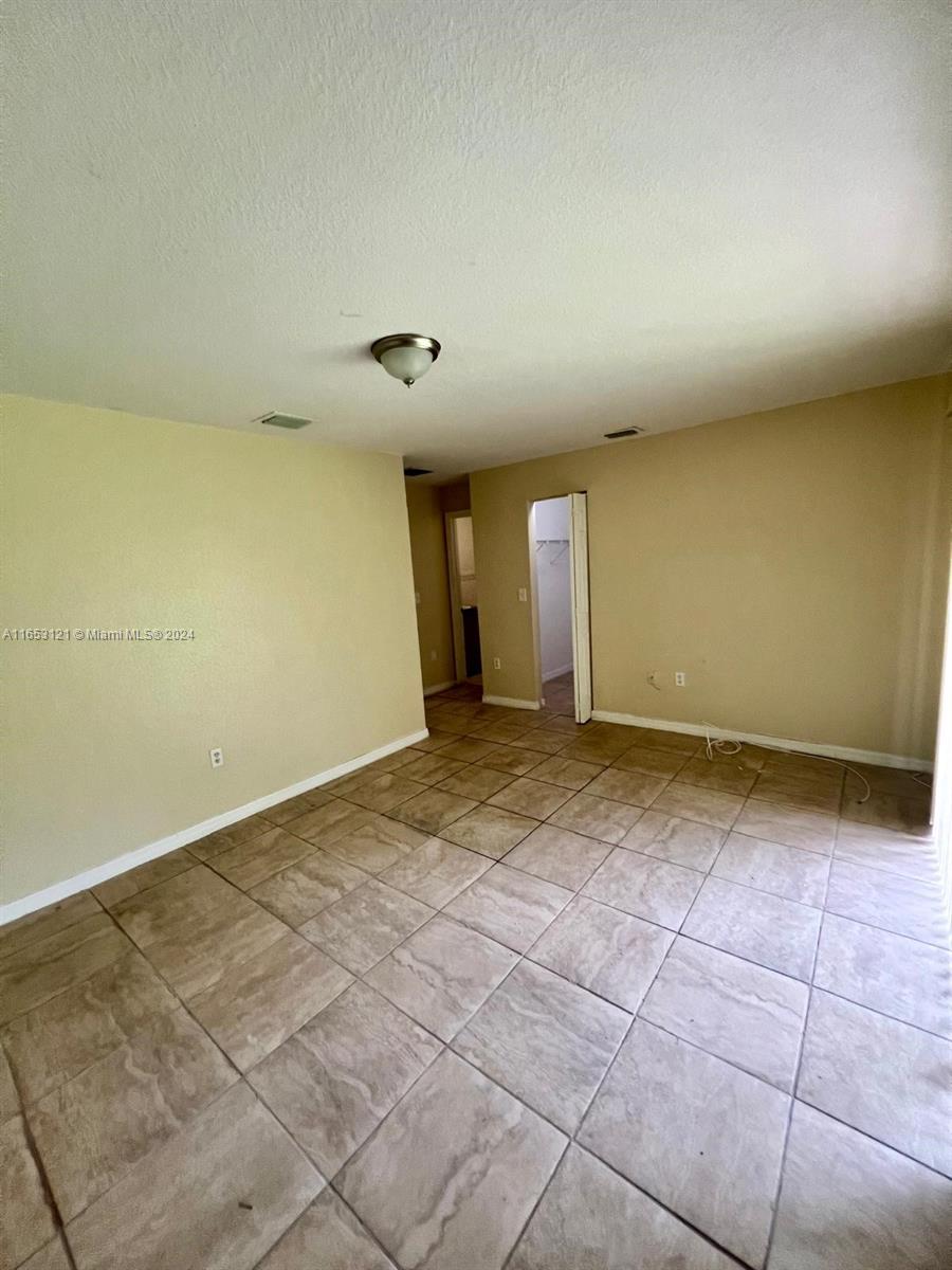 3381 NW 212th St, Miami Gardens, Florida image 12