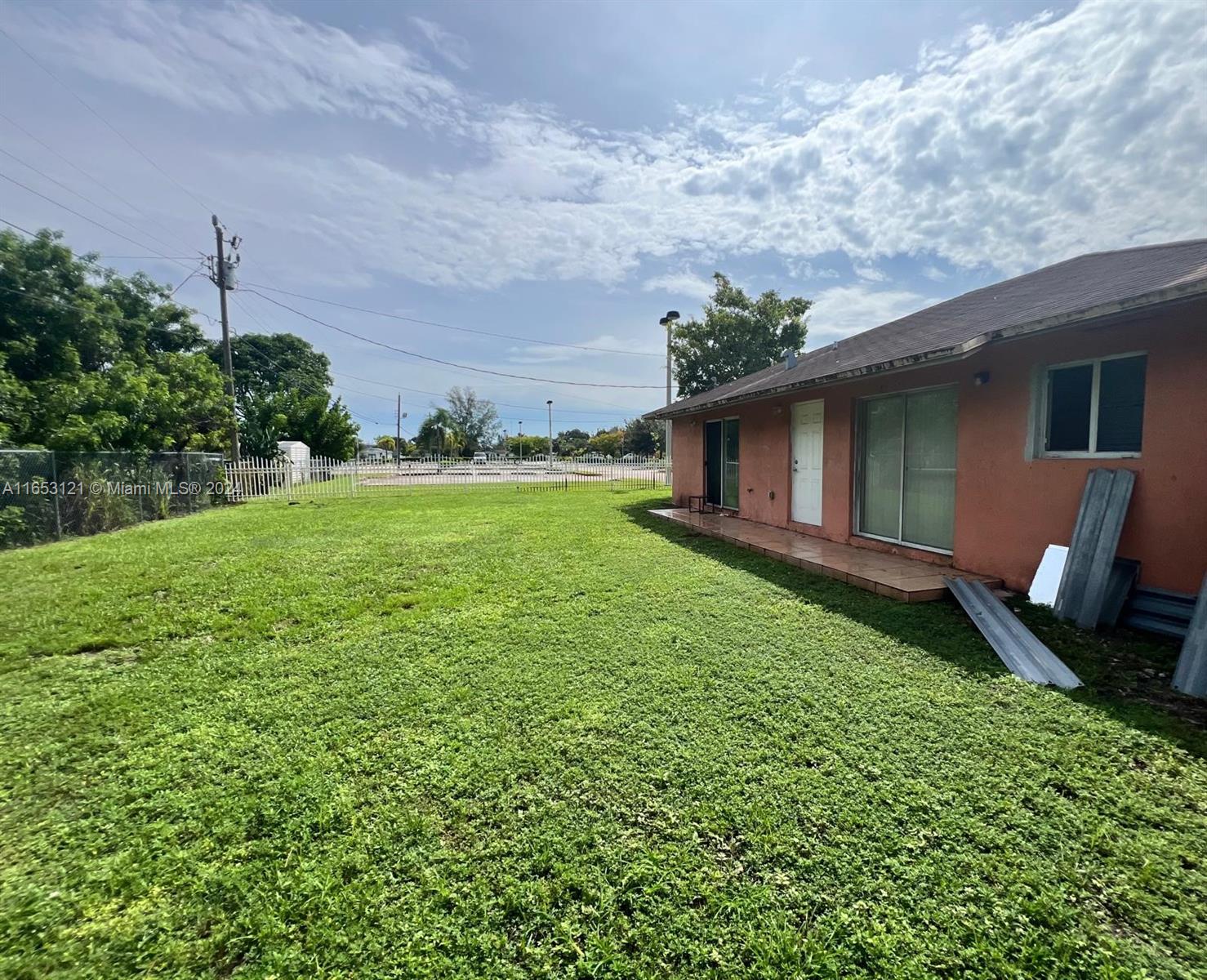 3381 NW 212th St, Miami Gardens, Florida image 16