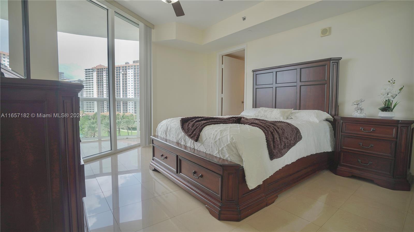 17201 Collins Ave #706, Sunny Isles Beach, Florida image 46