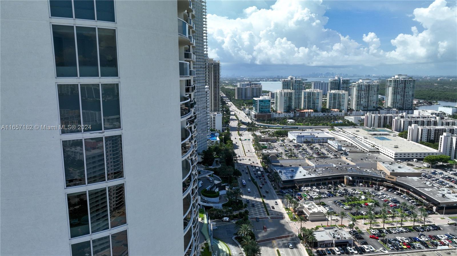 17201 Collins Ave #706, Sunny Isles Beach, Florida image 6