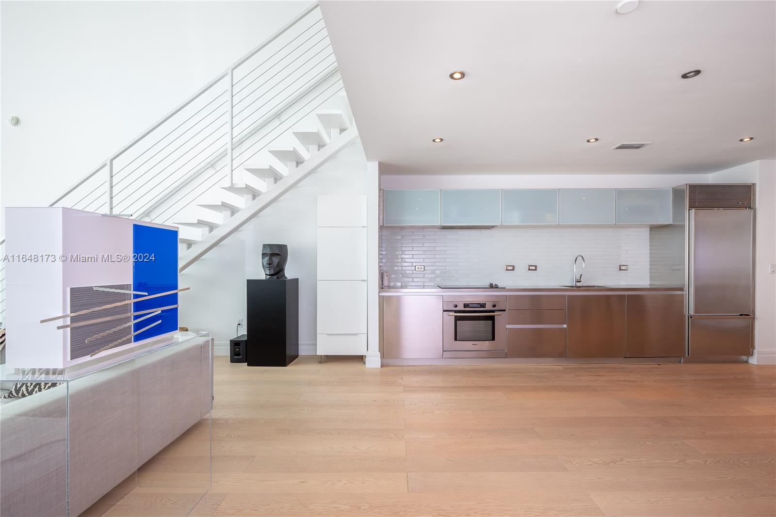 1040 Biscayne Blvd #1802, Miami FL 33132