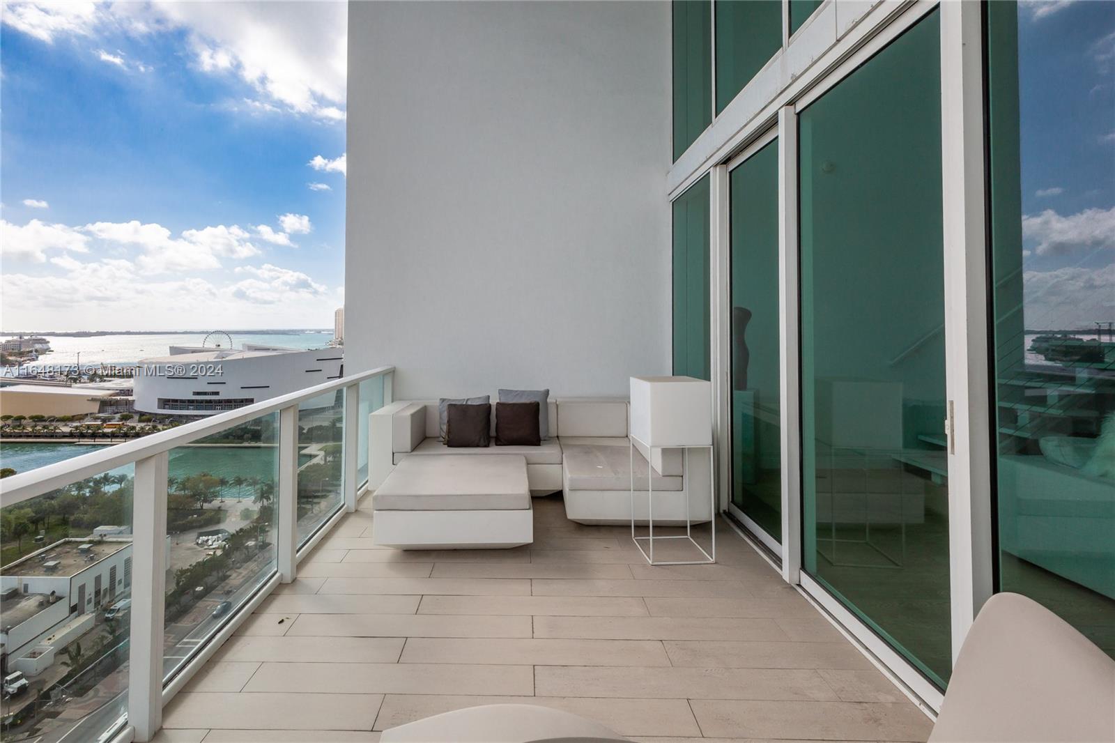 1040 Biscayne Blvd #1802, Miami FL 33132