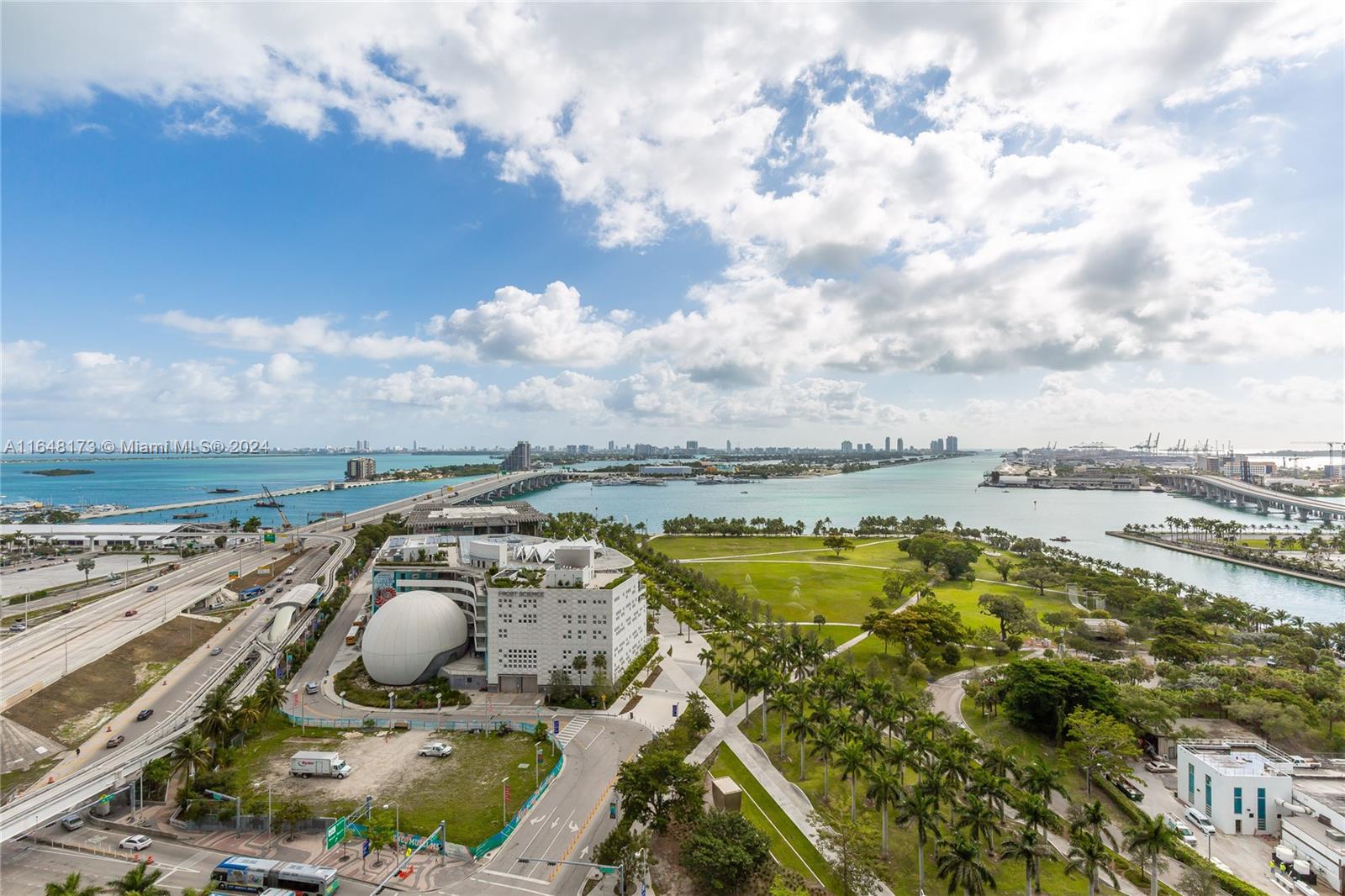 1040 Biscayne Blvd #1802, Miami FL 33132