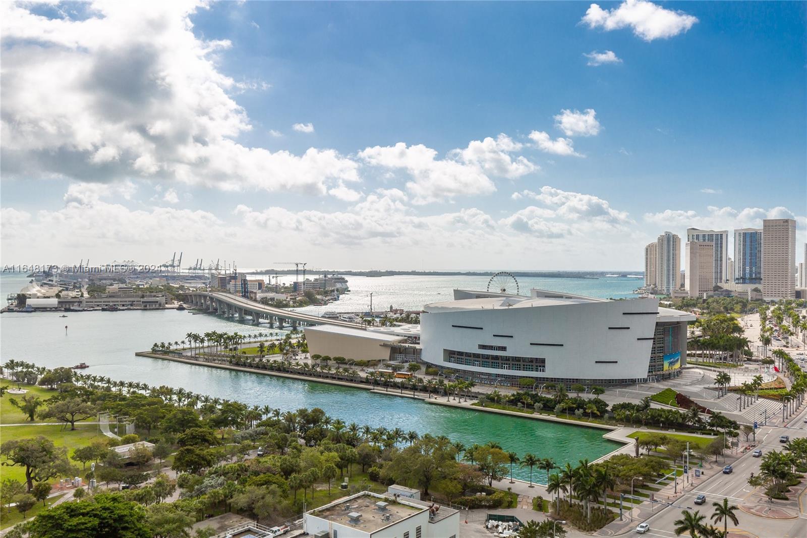 1040 Biscayne Blvd #1802, Miami FL 33132