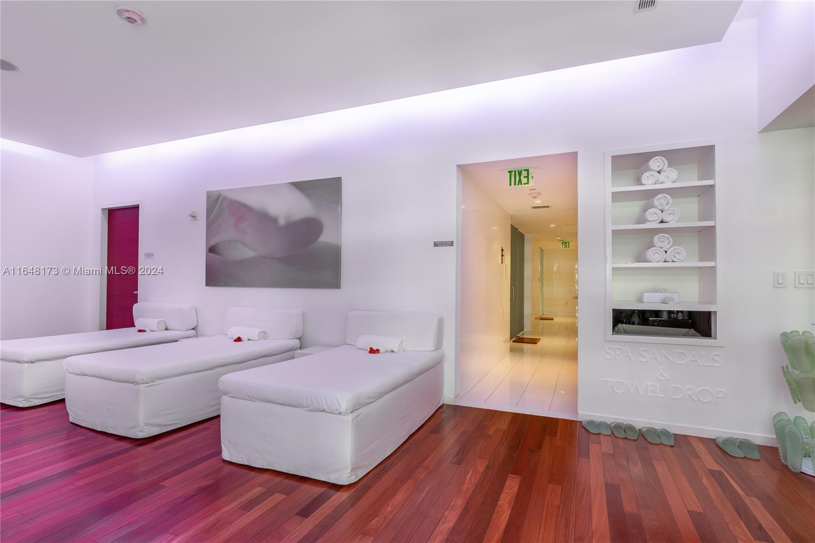 1040 Biscayne Blvd #1802, Miami FL 33132