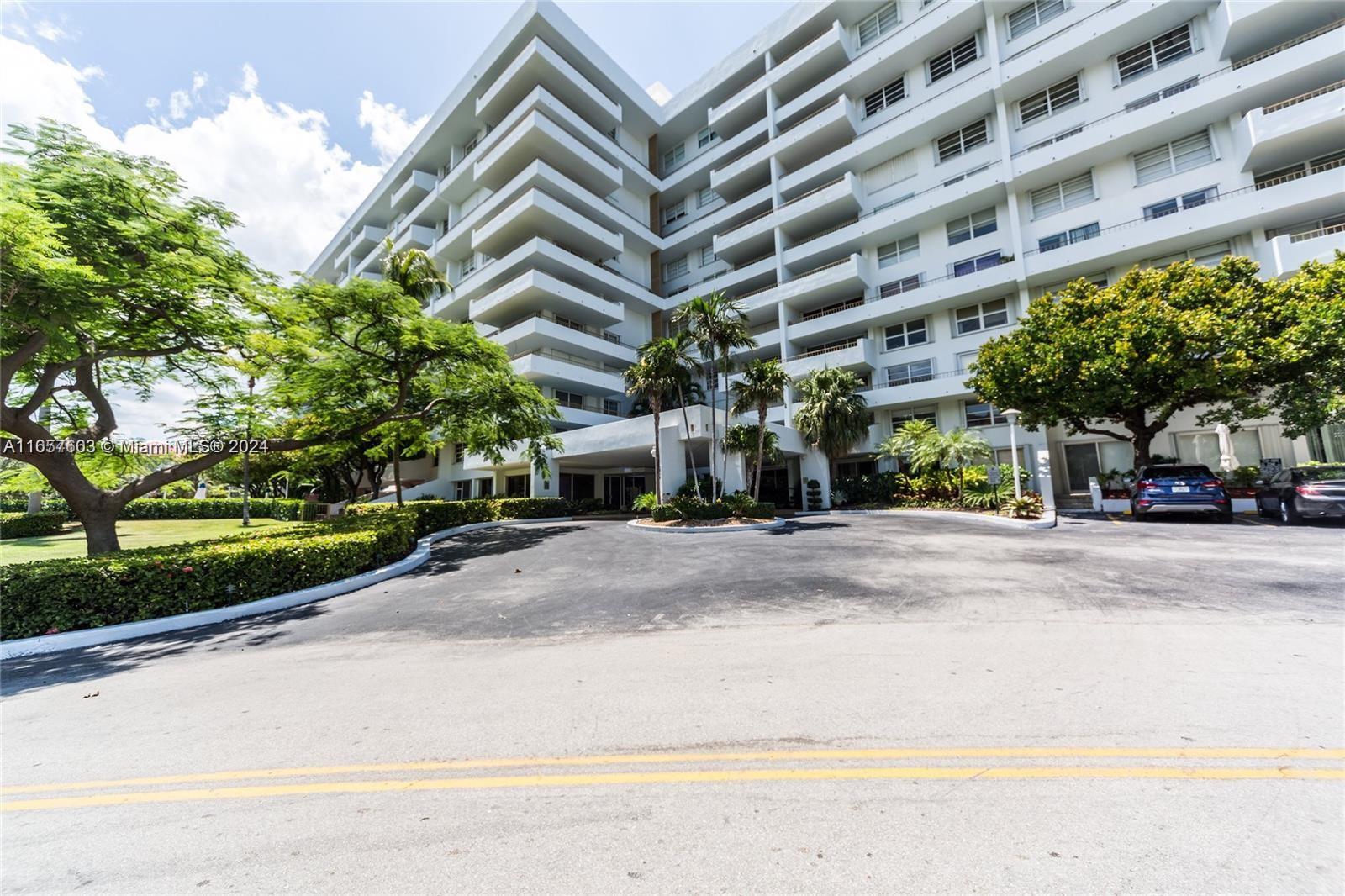 155 Ocean Lane Dr #503, Key Biscayne FL 33149