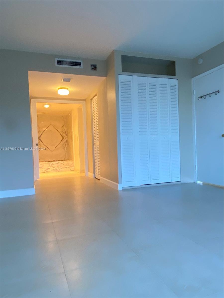 155 Ocean Lane Dr #503, Key Biscayne FL 33149