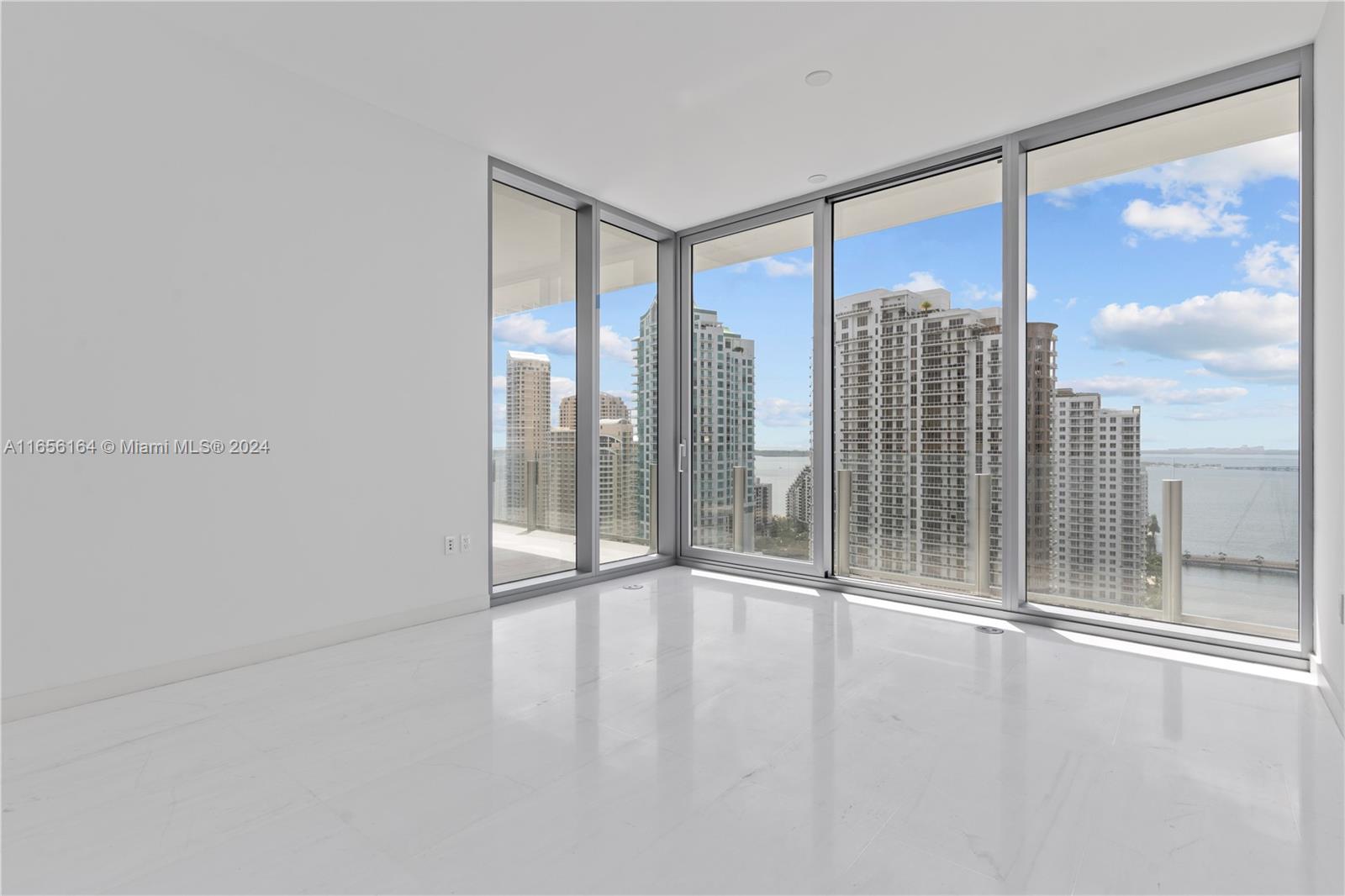 300 Biscayne Blvd Way #2503, Miami, Florida image 9