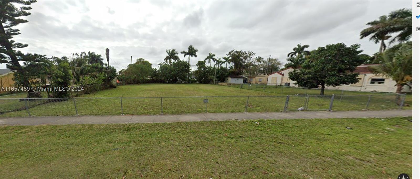 36 NE 12th St, Homestead, Florida image 1