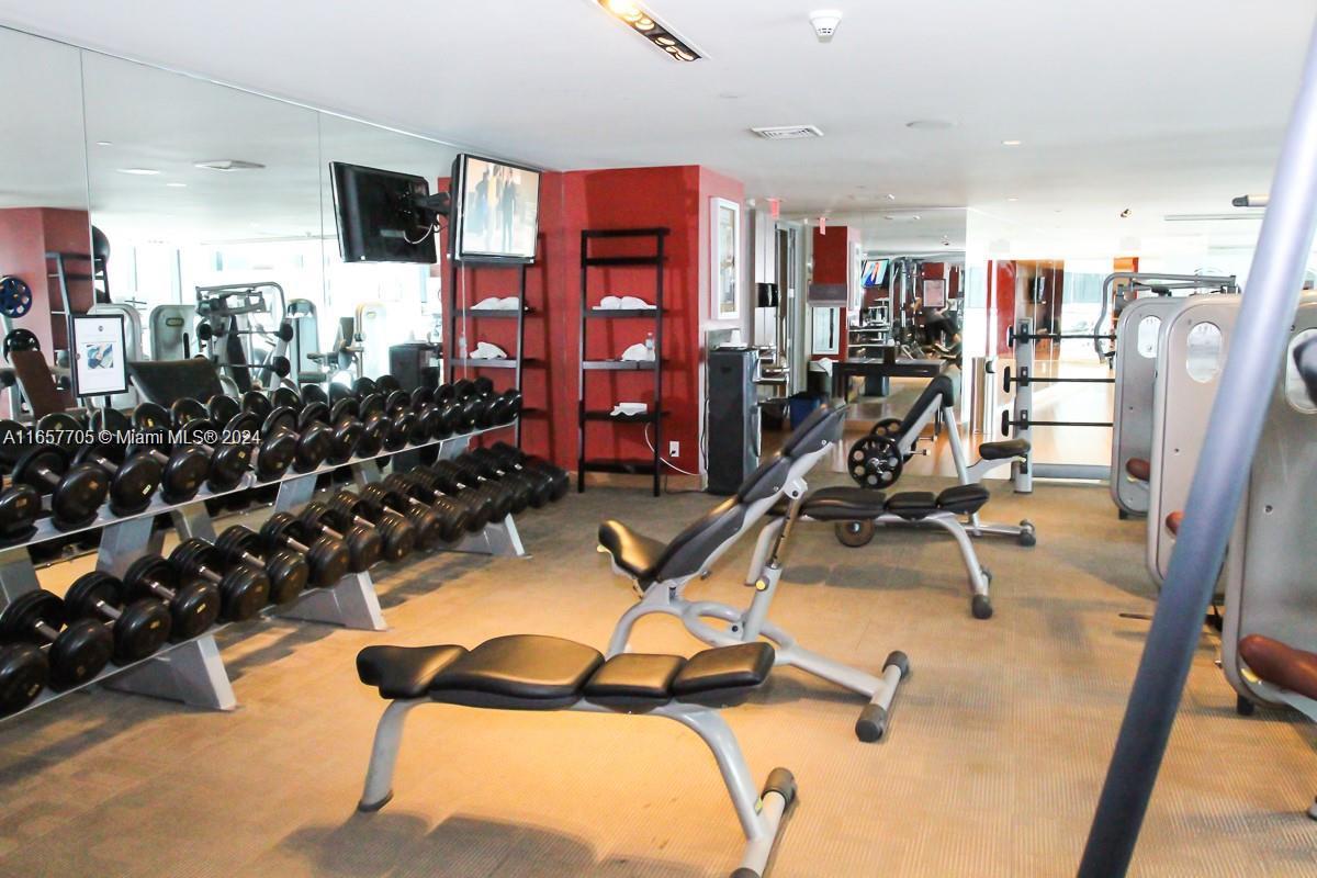 900 Biscayne #2710, Miami FL 33132