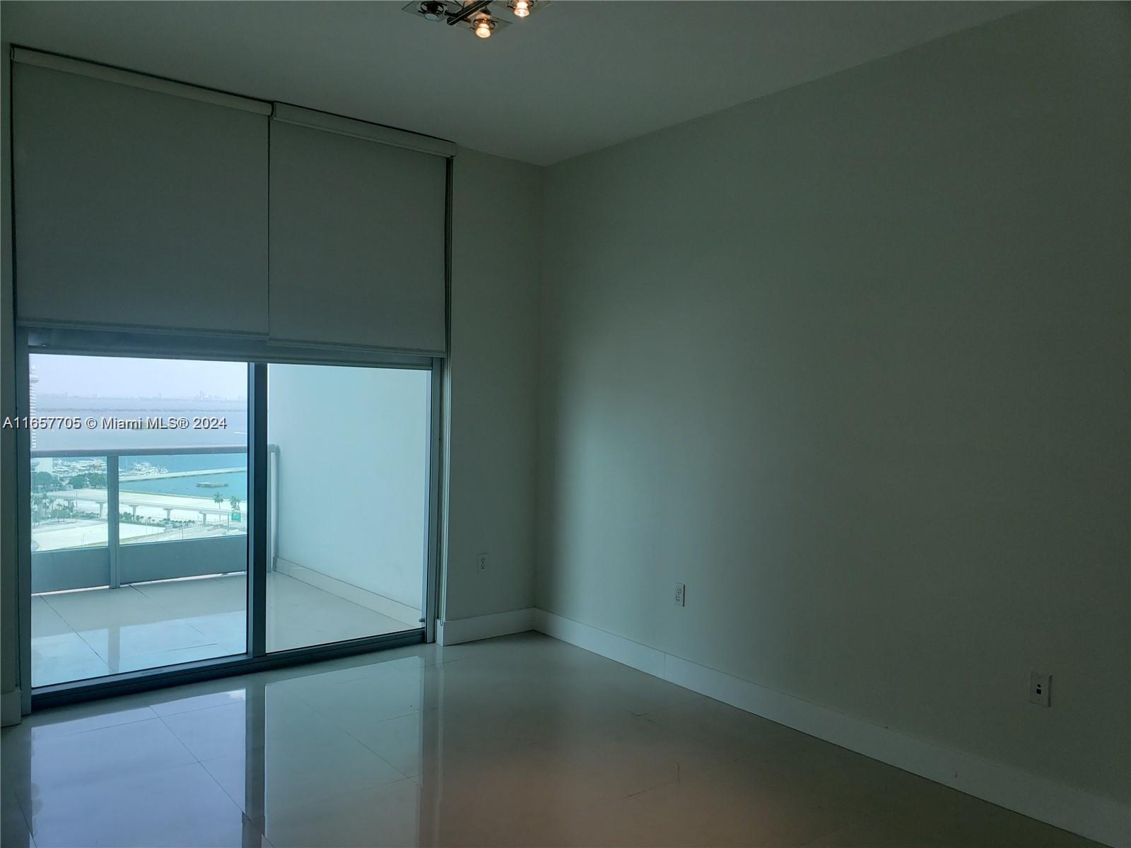 900 Biscayne #2710, Miami FL 33132