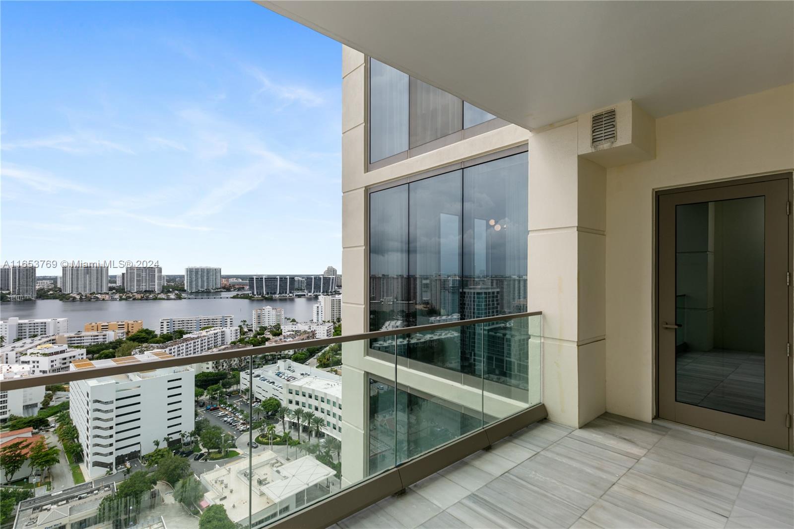 17901 Collins Ave #2102, Sunny Isles Beach, Florida image 31