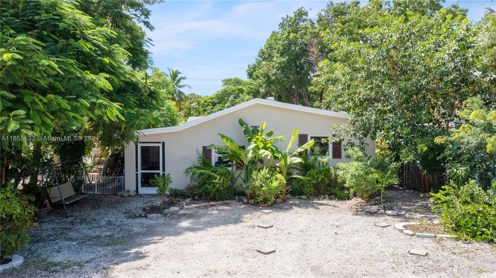 711 Sharon Pl, Key Largo, Florida image 1