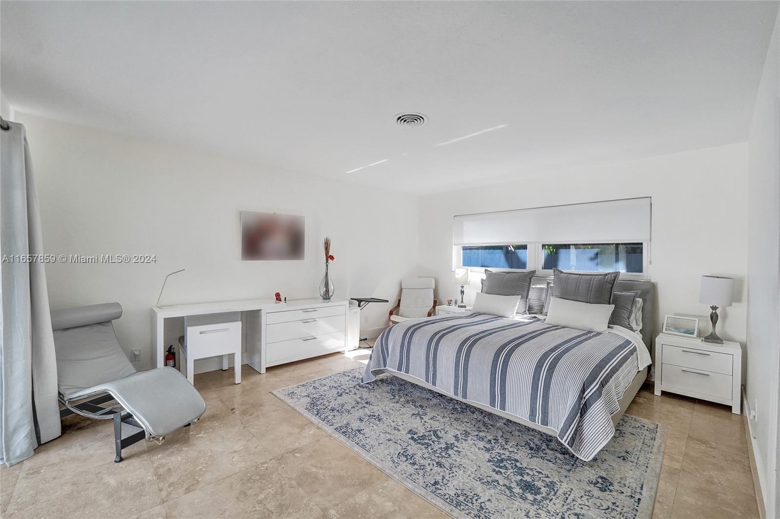 2817 NE 26th St, Fort Lauderdale, Florida image 32