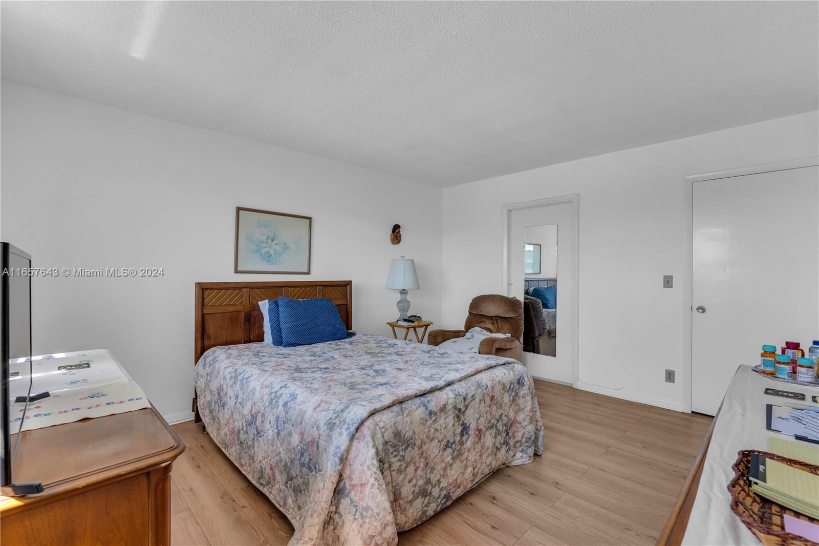 215 SE 3rd Ave #407B, Hallandale Beach, Florida image 12