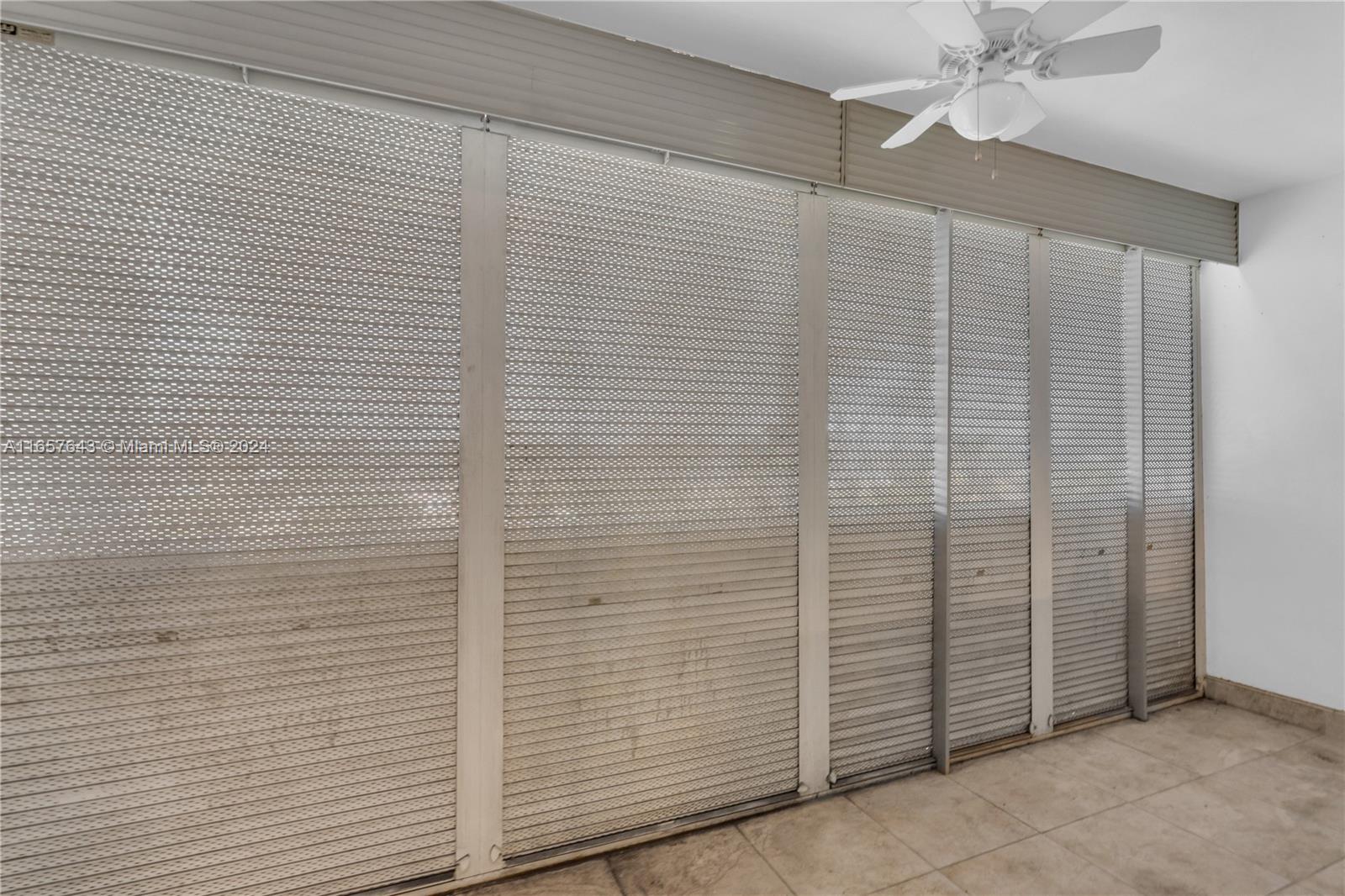 215 SE 3rd Ave #407B, Hallandale Beach, Florida image 16