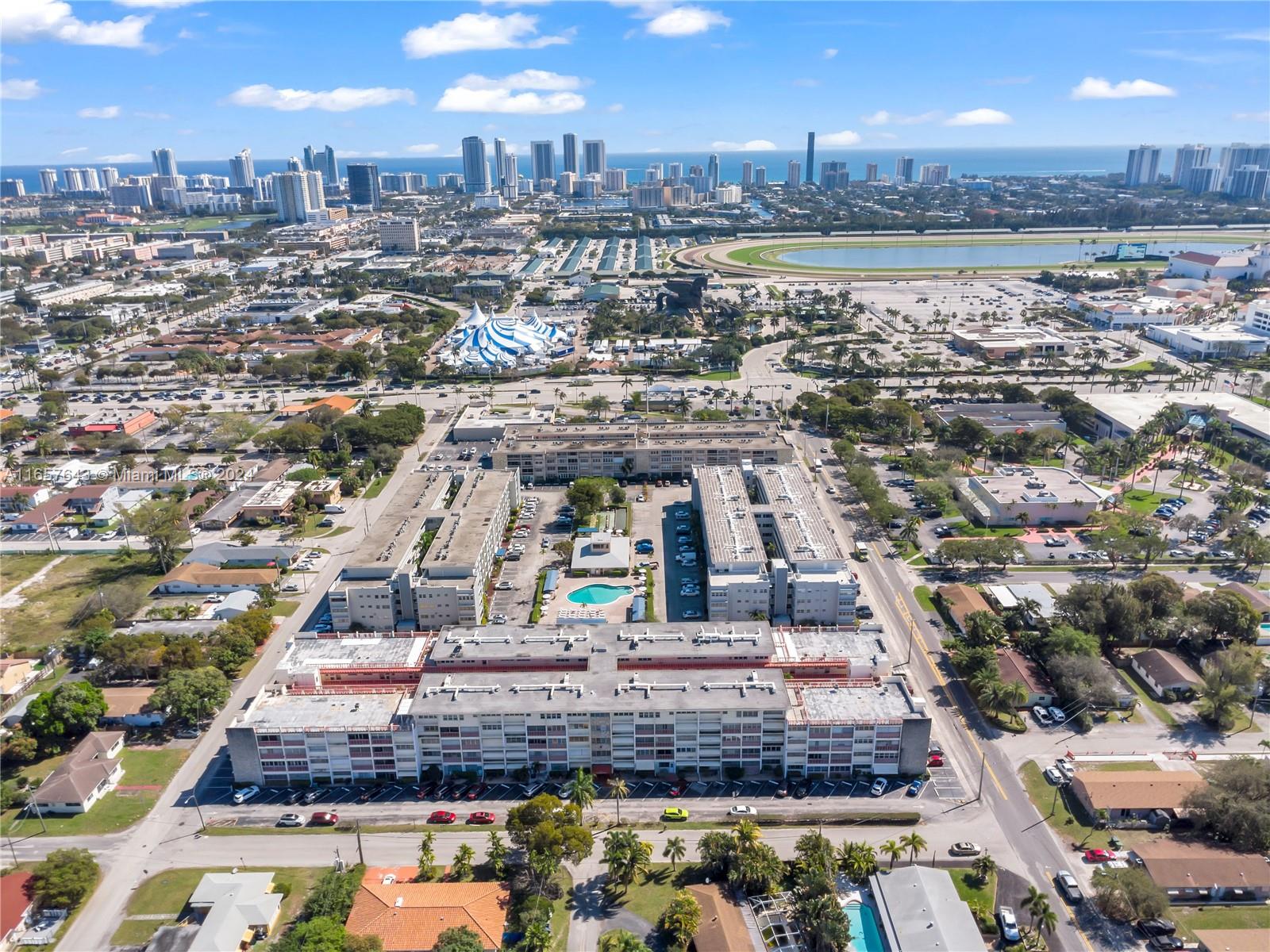 215 SE 3rd Ave #407B, Hallandale Beach, Florida image 19