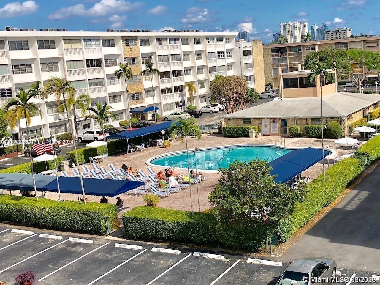 215 SE 3rd Ave #407B, Hallandale Beach, Florida image 20