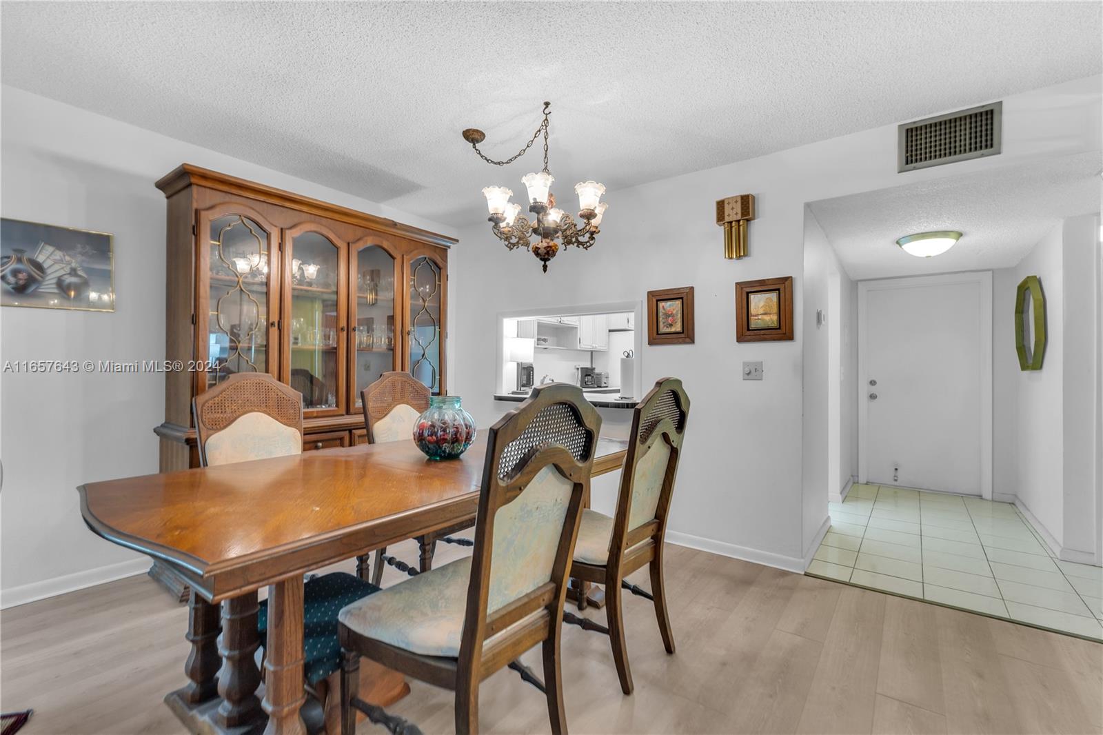 215 SE 3rd Ave #407B, Hallandale Beach, Florida image 4