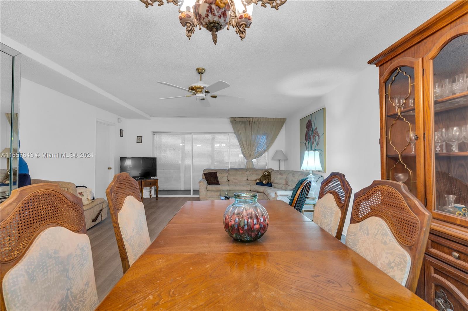 215 SE 3rd Ave #407B, Hallandale Beach, Florida image 6