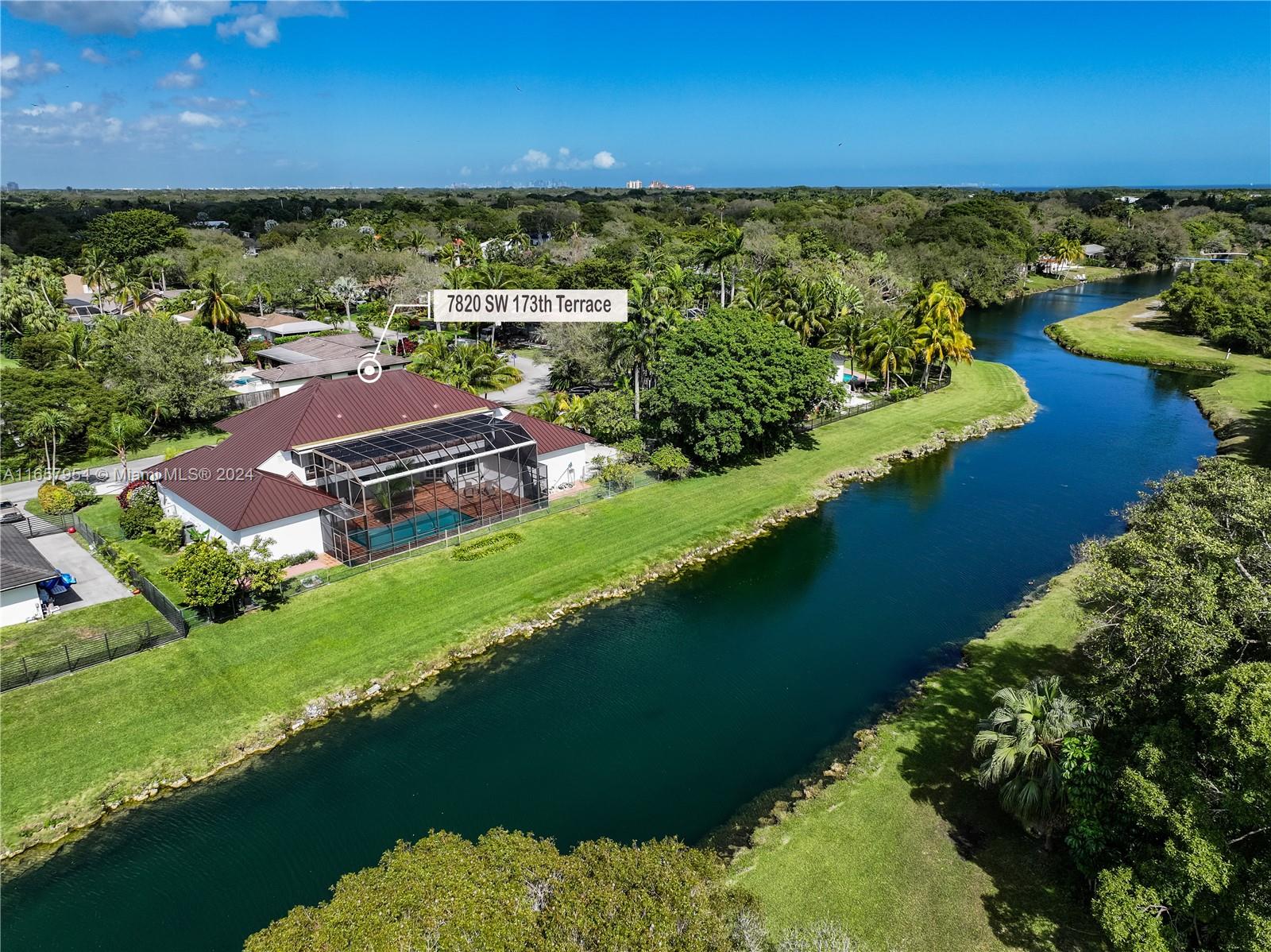 7820 SW 173 Terrace, Palmetto Bay, Florida image 4