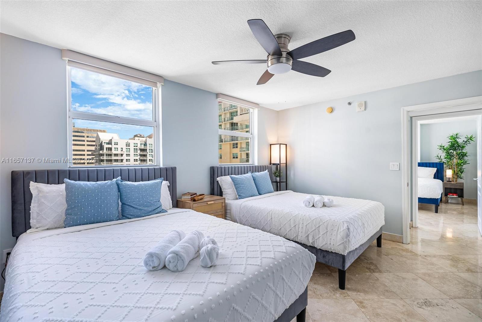 1200 Brickell Bay Dr #3102, Miami, Florida image 18