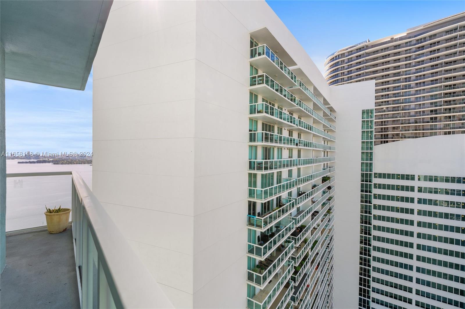 1900 N Bayshore Dr #3505, Miami, Florida image 25